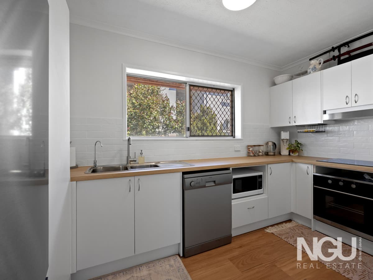 2 / 63 South Station Road, Booval QLD 4304, Booval - Thumbnail 2