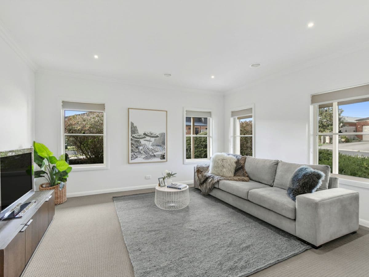 16 Thwaites Close, HIGHTON, Highton - Thumbnail 7