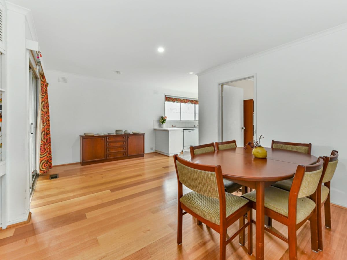 9 Miranda Court, NOBLE PARK, Noble Park - Thumbnail 4