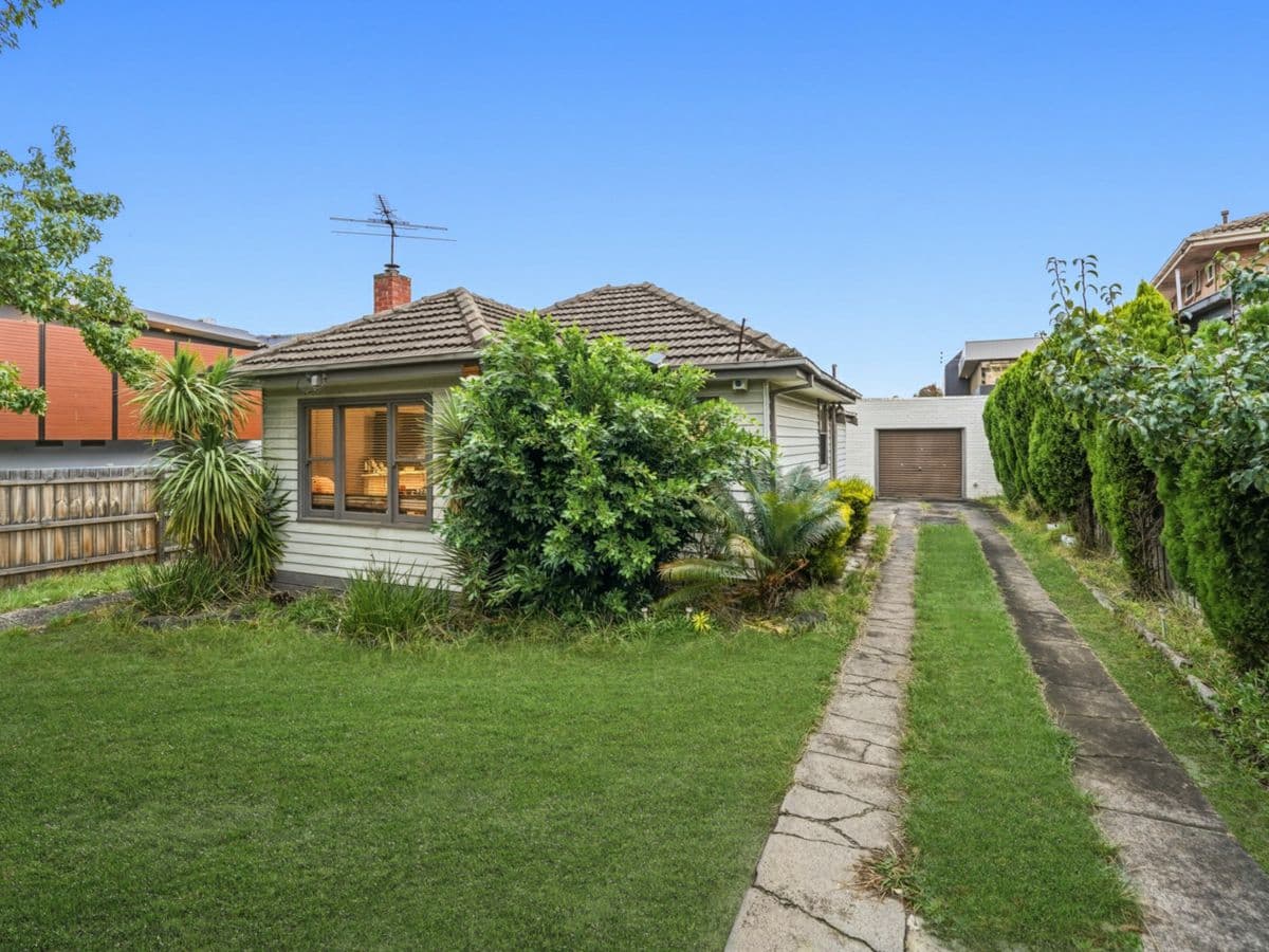 4 Grace Street, SPRINGVALE, Springvale - Thumbnail 2