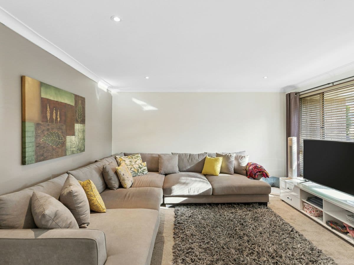 51 Leinster Circuit, ASHTONFIELD, Ashtonfield - Thumbnail 2