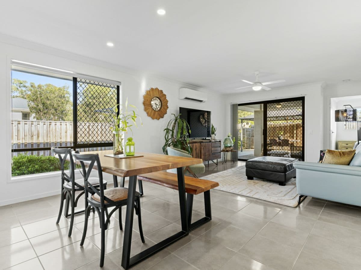 15 Gem Circuit, PARK RIDGE, Park Ridge - Thumbnail 7