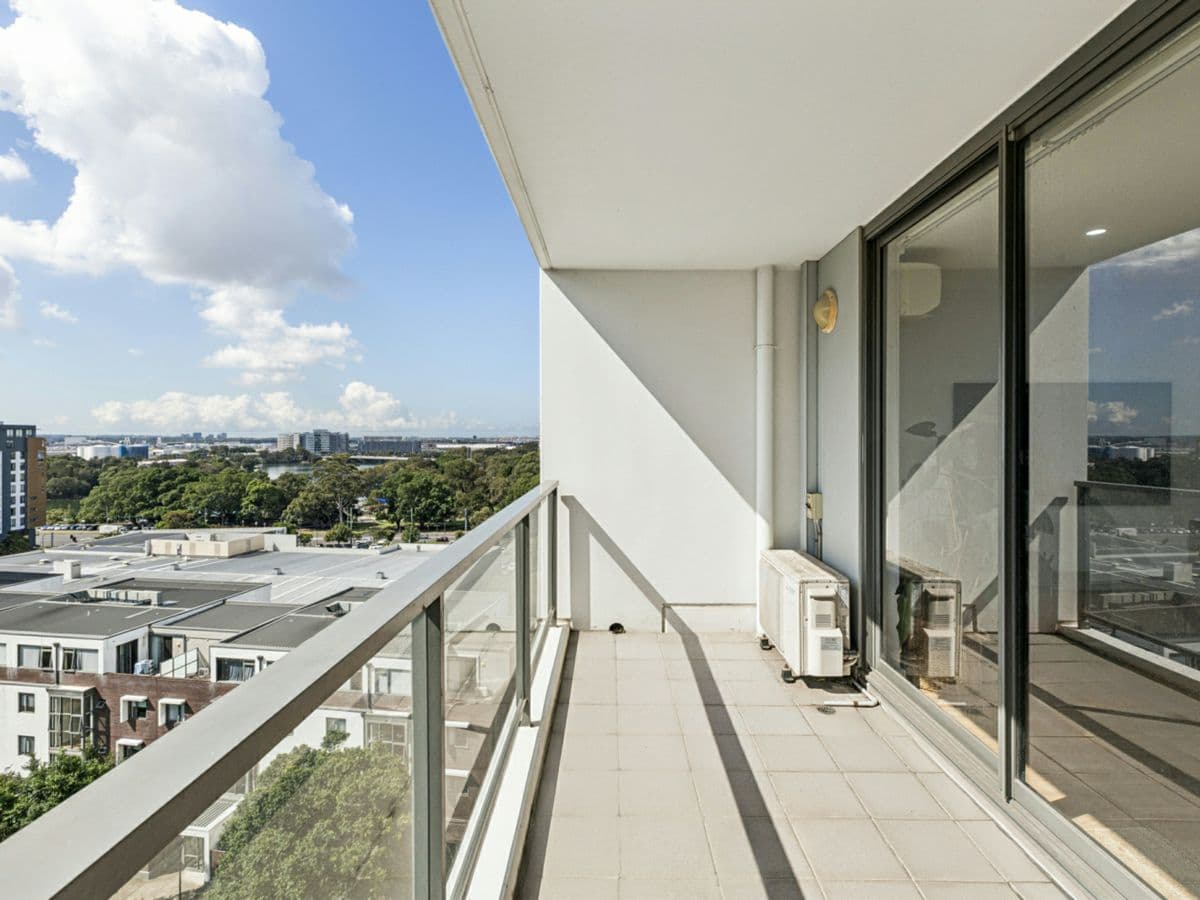 1006/35b Arncliffe Street, WOLLI CREEK, Wolli Creek - Thumbnail 2