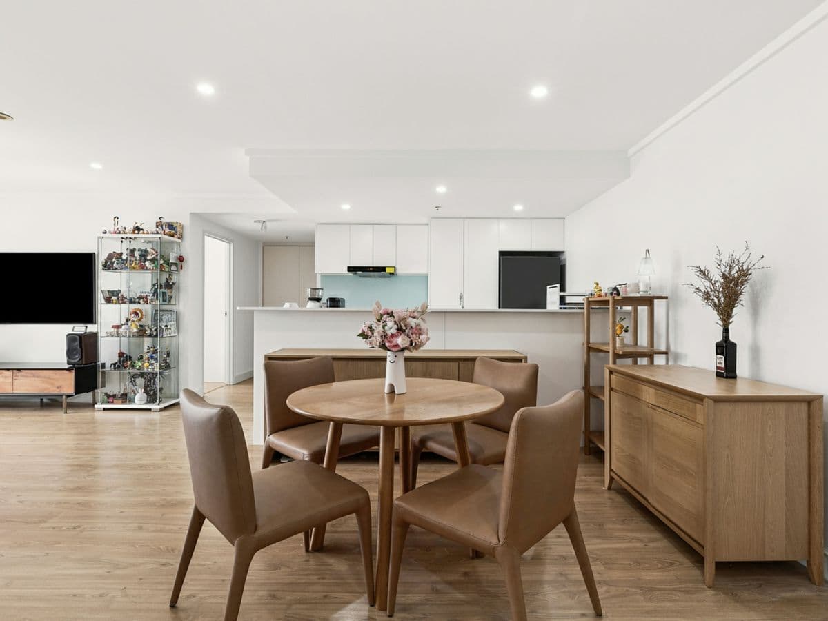 1006/35b Arncliffe Street, WOLLI CREEK, Wolli Creek - Thumbnail 3