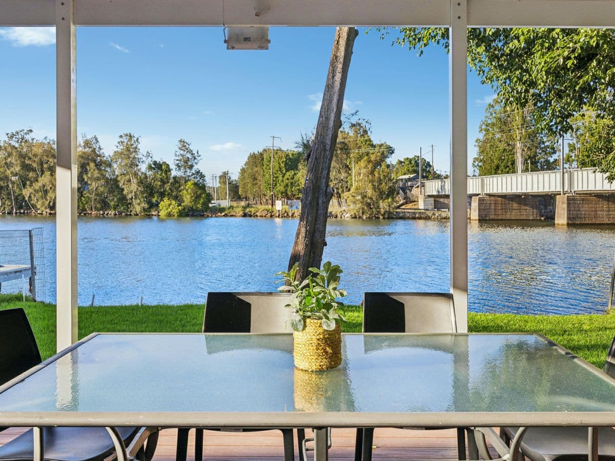 6 Baker Street, DORA CREEK, Dora Creek - Thumbnail 2