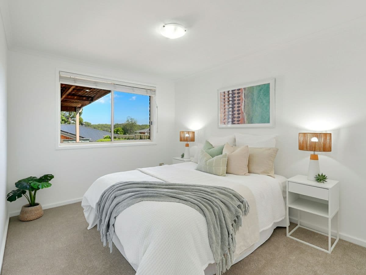2/2 Harmony Close, GREEN POINT, Green Point - Thumbnail 5