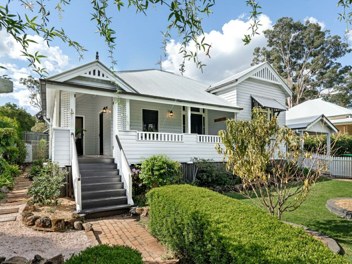 95. Bridge Street, MOUNT LOFTY, Mount Lofty - Image 1