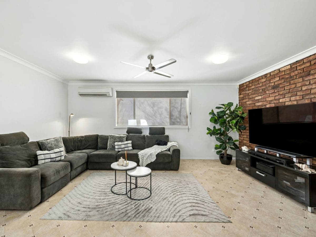 27 Victoria Avenue, TOUKLEY, Toukley - Thumbnail 5