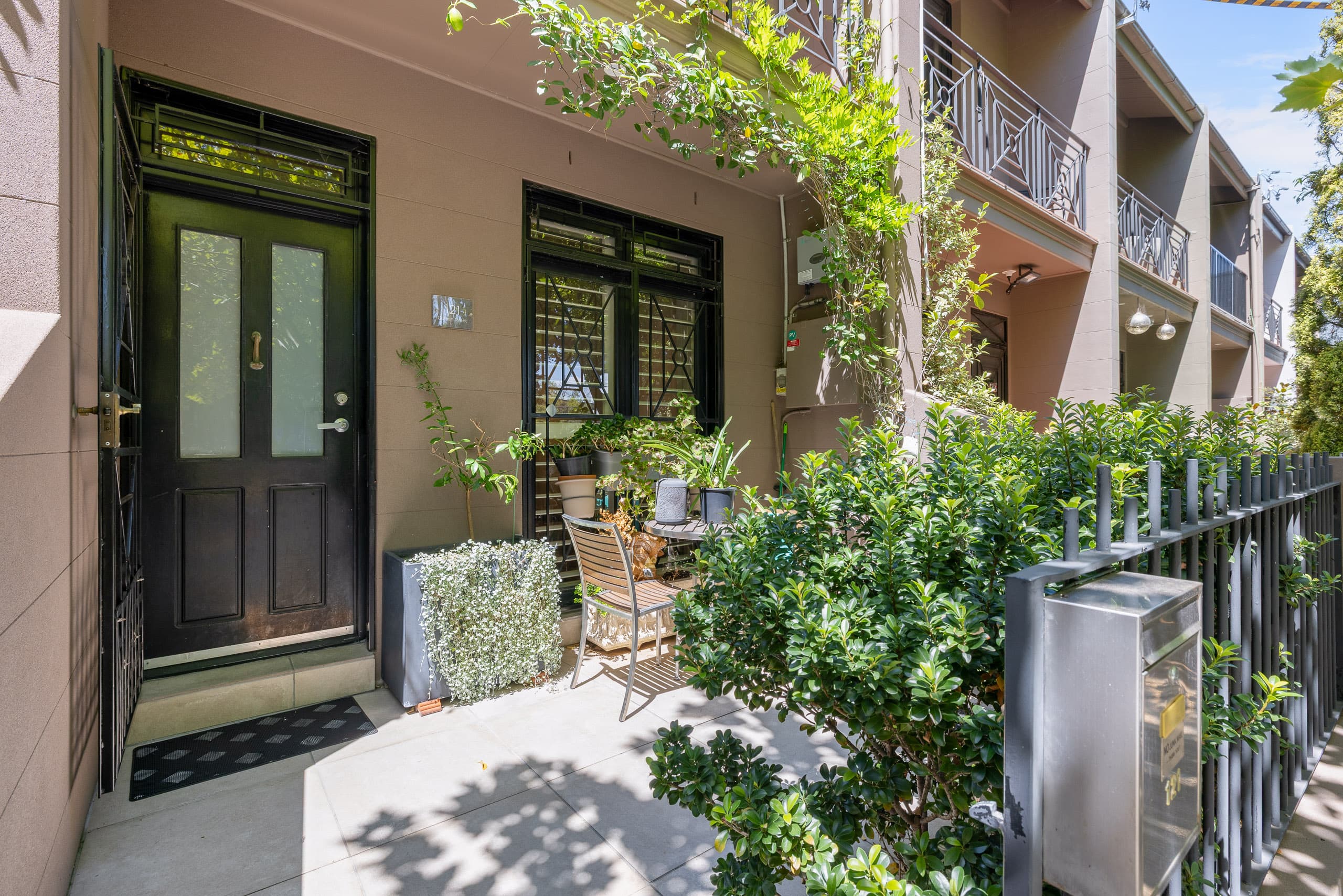 121 Queen Street, Beaconsfield - Thumbnail 2