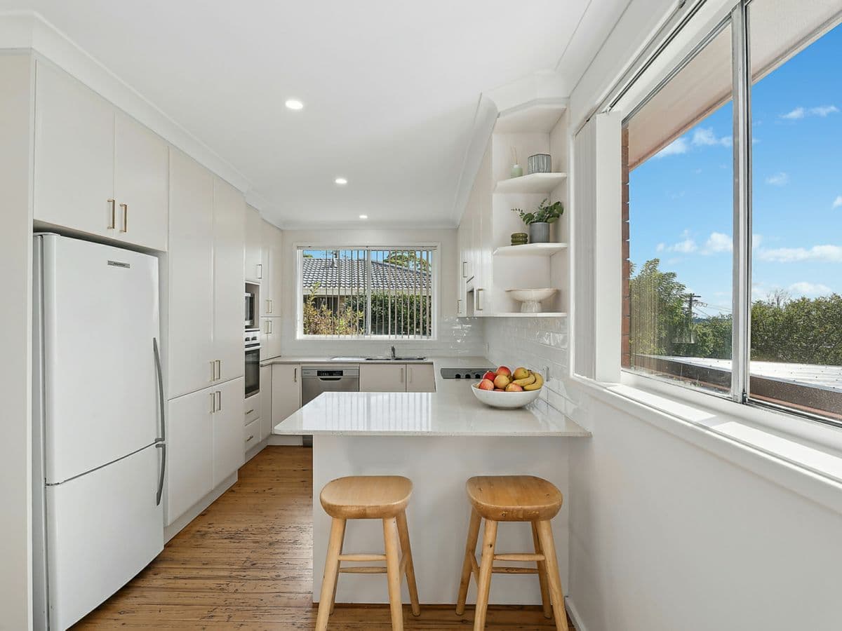 4 Dumbarton Place, ENGADINE, Engadine - Thumbnail 2