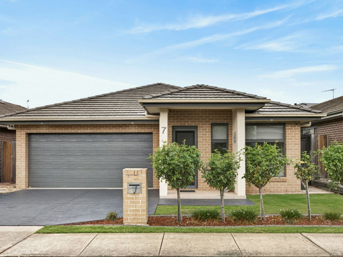 7 Wallingat Road, NORTH KELLYVILLE, North Kellyville - Image 1