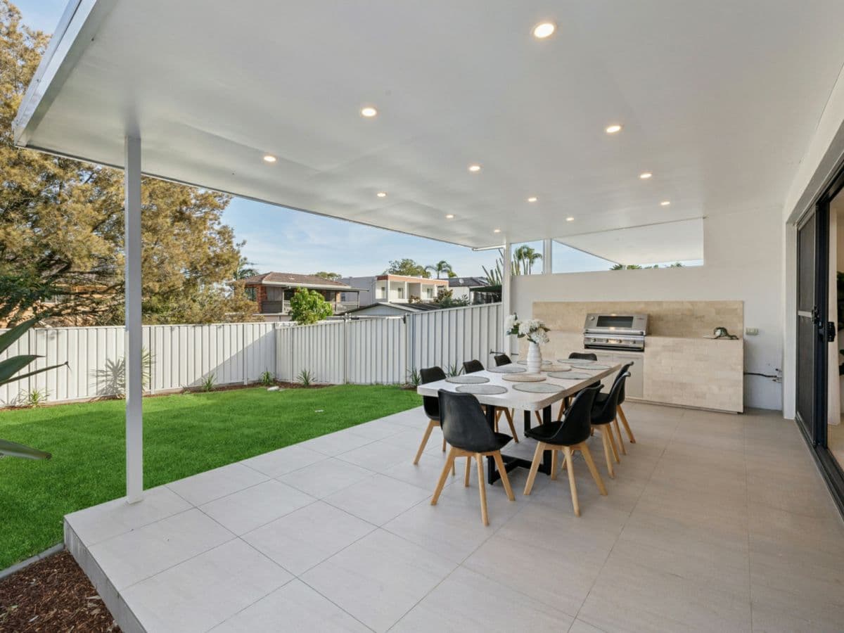 16A Curtis Avenue, TAREN POINT, Taren Point - Thumbnail 7
