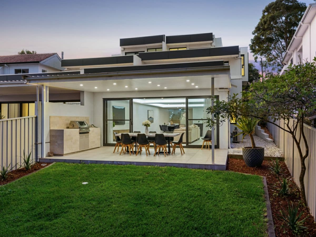 16A Curtis Avenue, TAREN POINT, Taren Point - Thumbnail 8