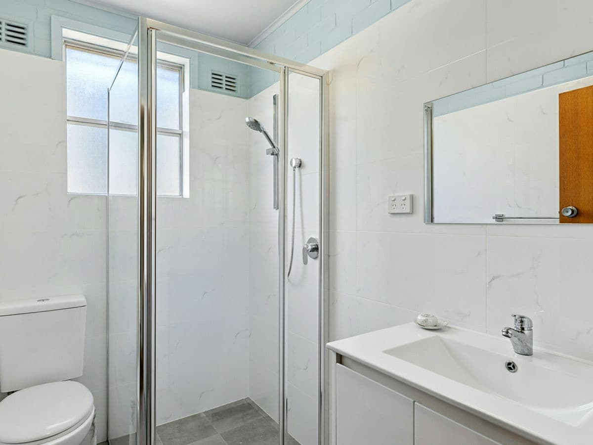 9 Binburra Avenue, TOOWOON BAY, Toowoon Bay - Thumbnail 7