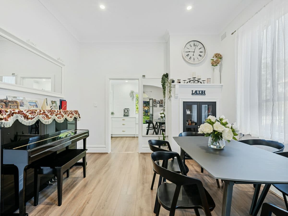 36 Hampden Road, PENNANT HILLS, Pennant Hills - Thumbnail 4
