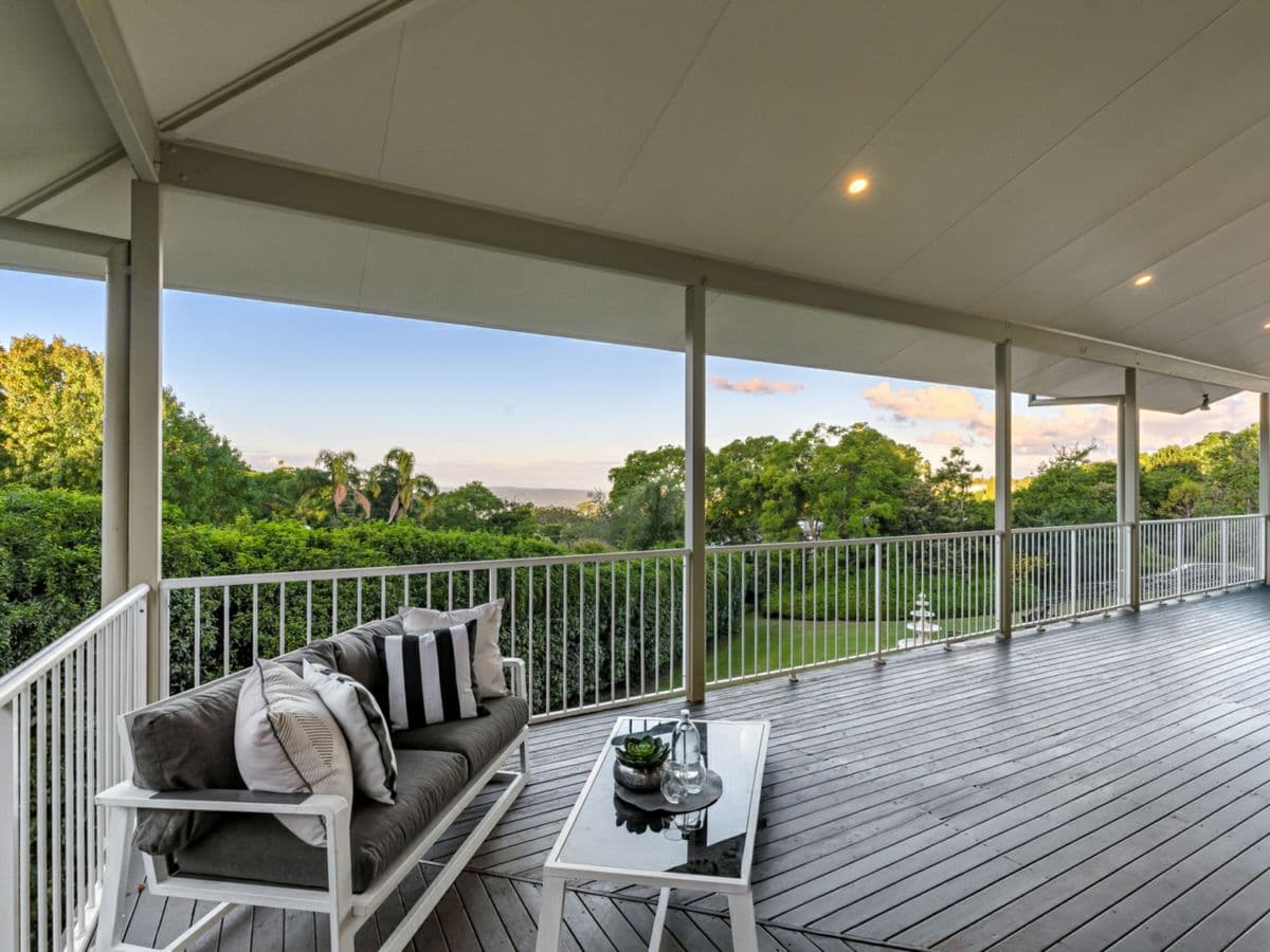 7 Curzon Street, MOUNT LOFTY, Mount Lofty - Thumbnail 2