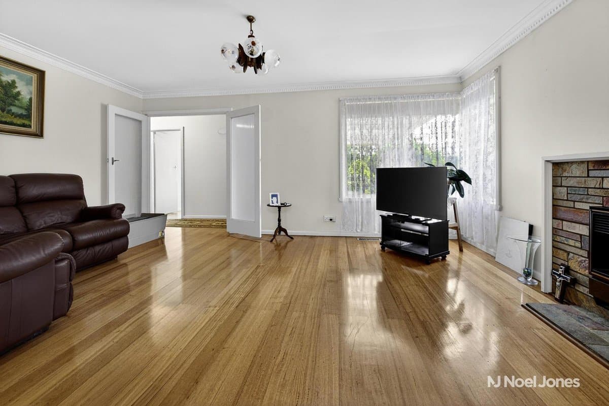 9 & 11 Highland Avenue, Croydon - Thumbnail 4