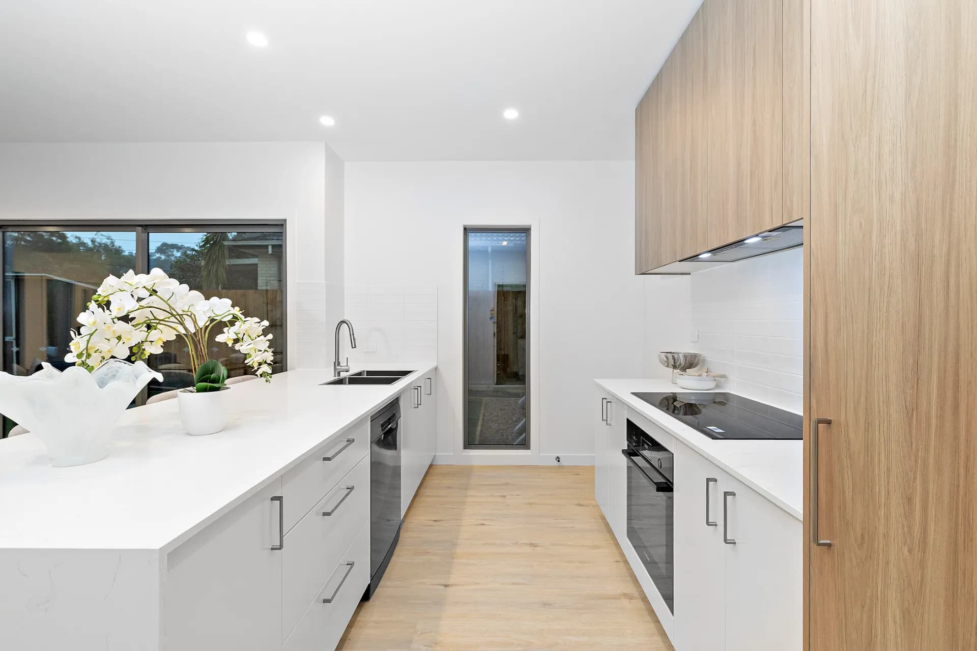 1-4/21 Morris Road, Croydon, VIC, Croydon - Thumbnail 2