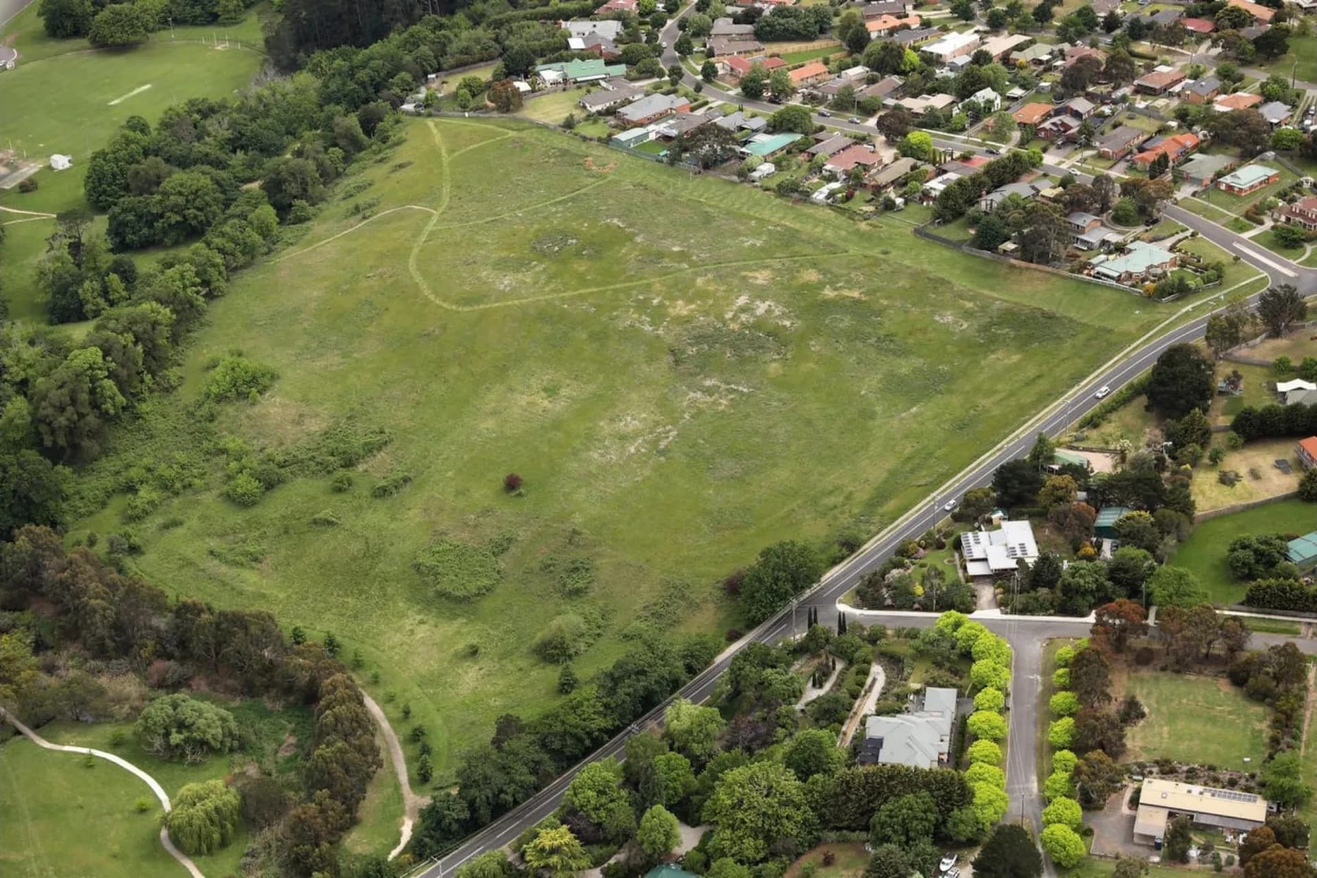 18 Kilmore Road, Gisborne, VIC, Gisborne - Thumbnail 3