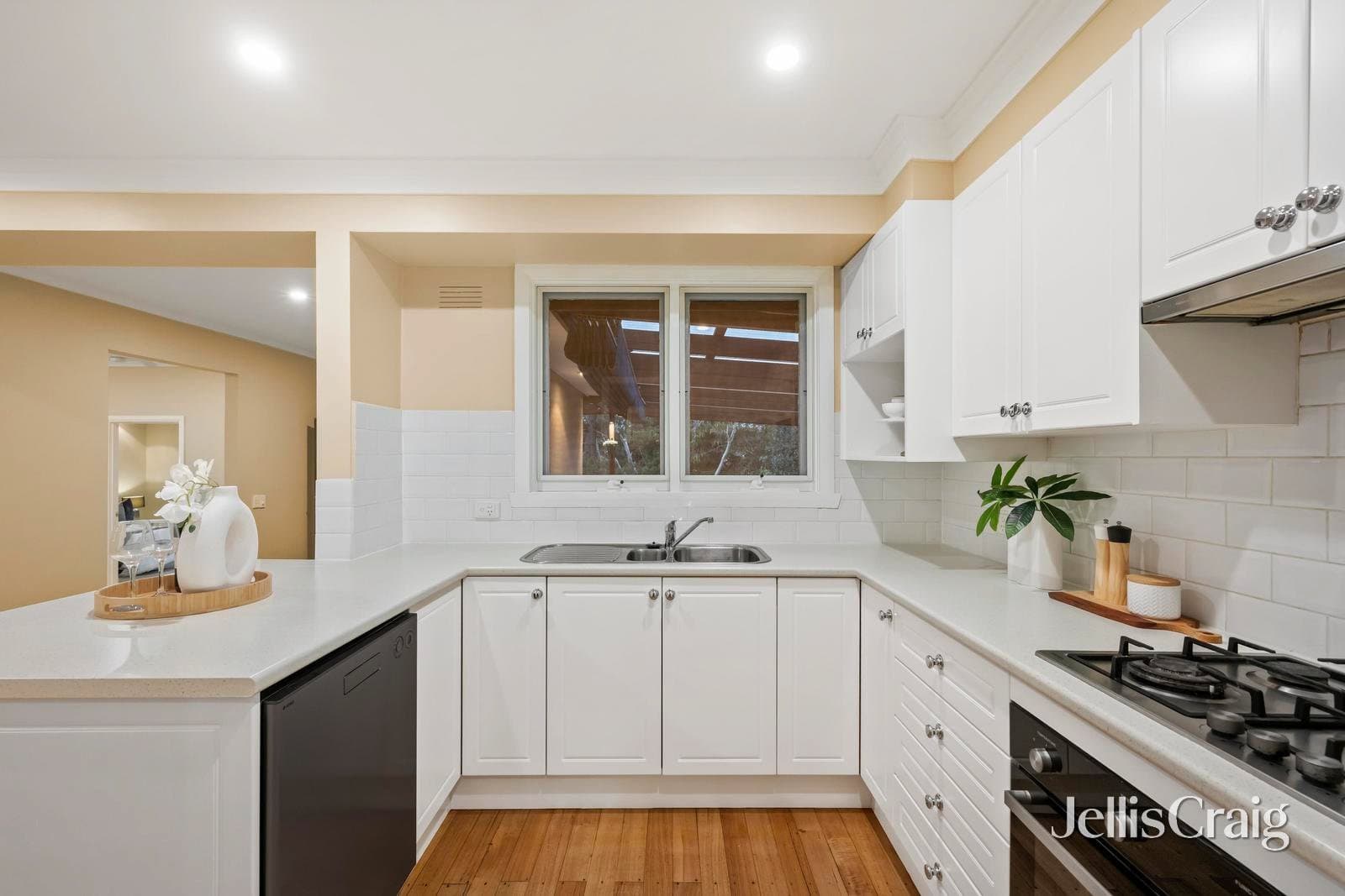 64 Jeffrey Drive, Ringwood, Ringwood - Thumbnail 7