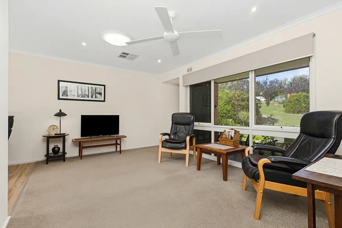 56 Francis Street, Spring Gully, VIC, 3550, Spring Gully - Thumbnail 3