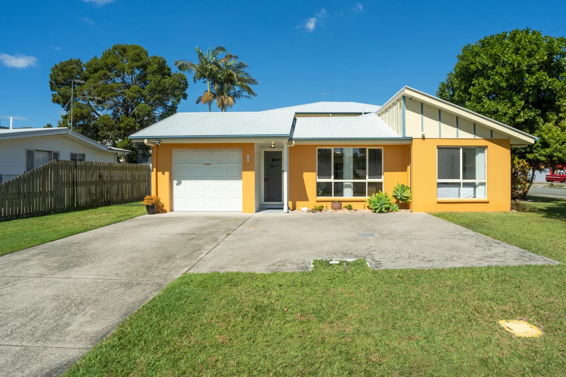 1/10 Hall Avenue, Bongaree, Bongaree - Image 1