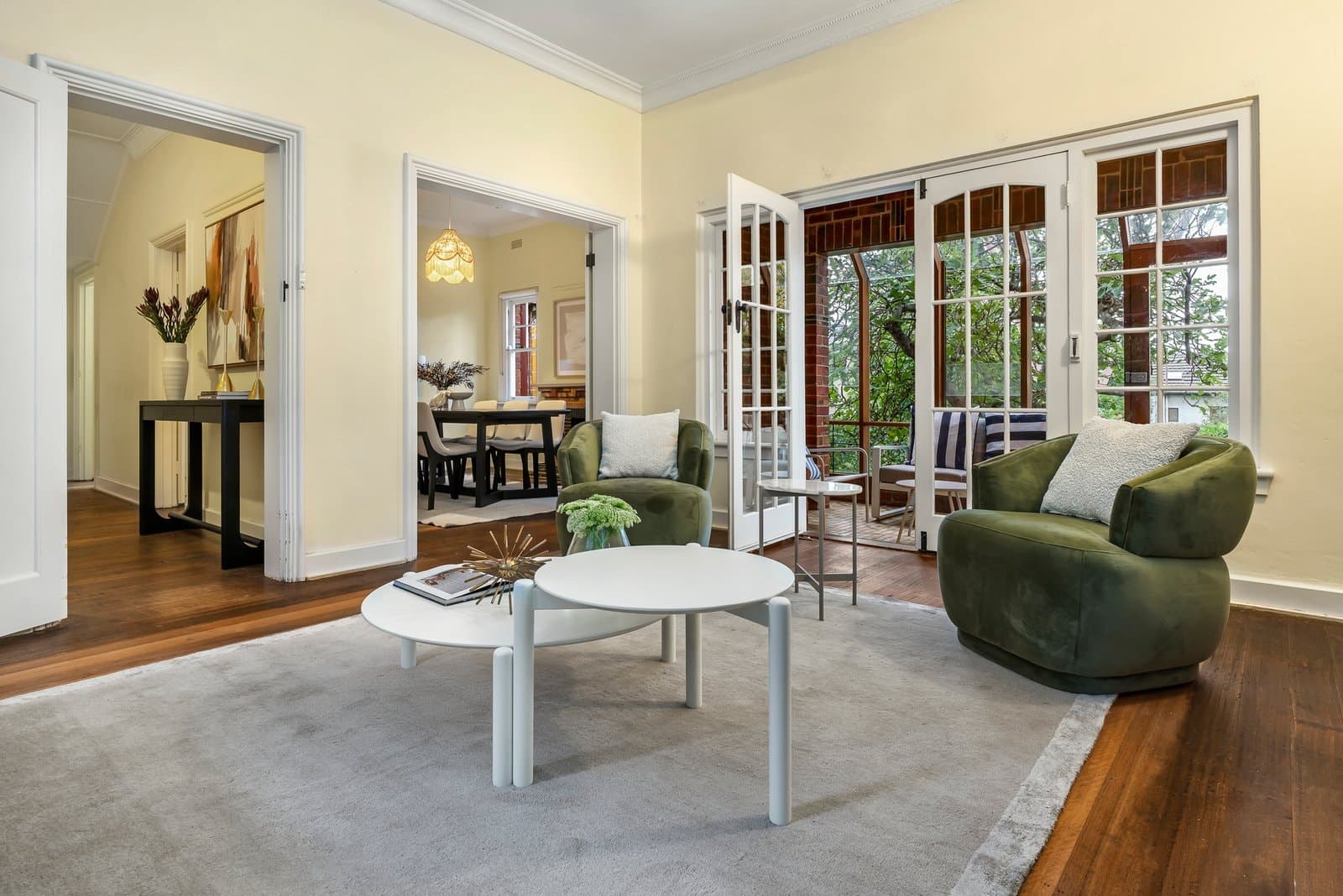 195 Doncaster Road, Balwyn North - Thumbnail 2