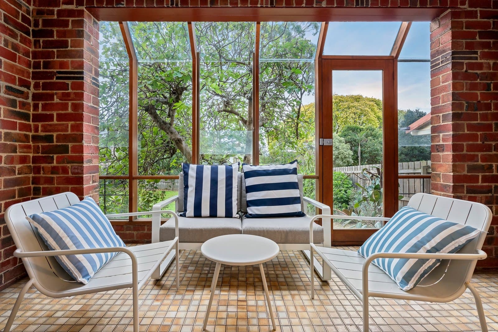 195 Doncaster Road, Balwyn North - Thumbnail 3