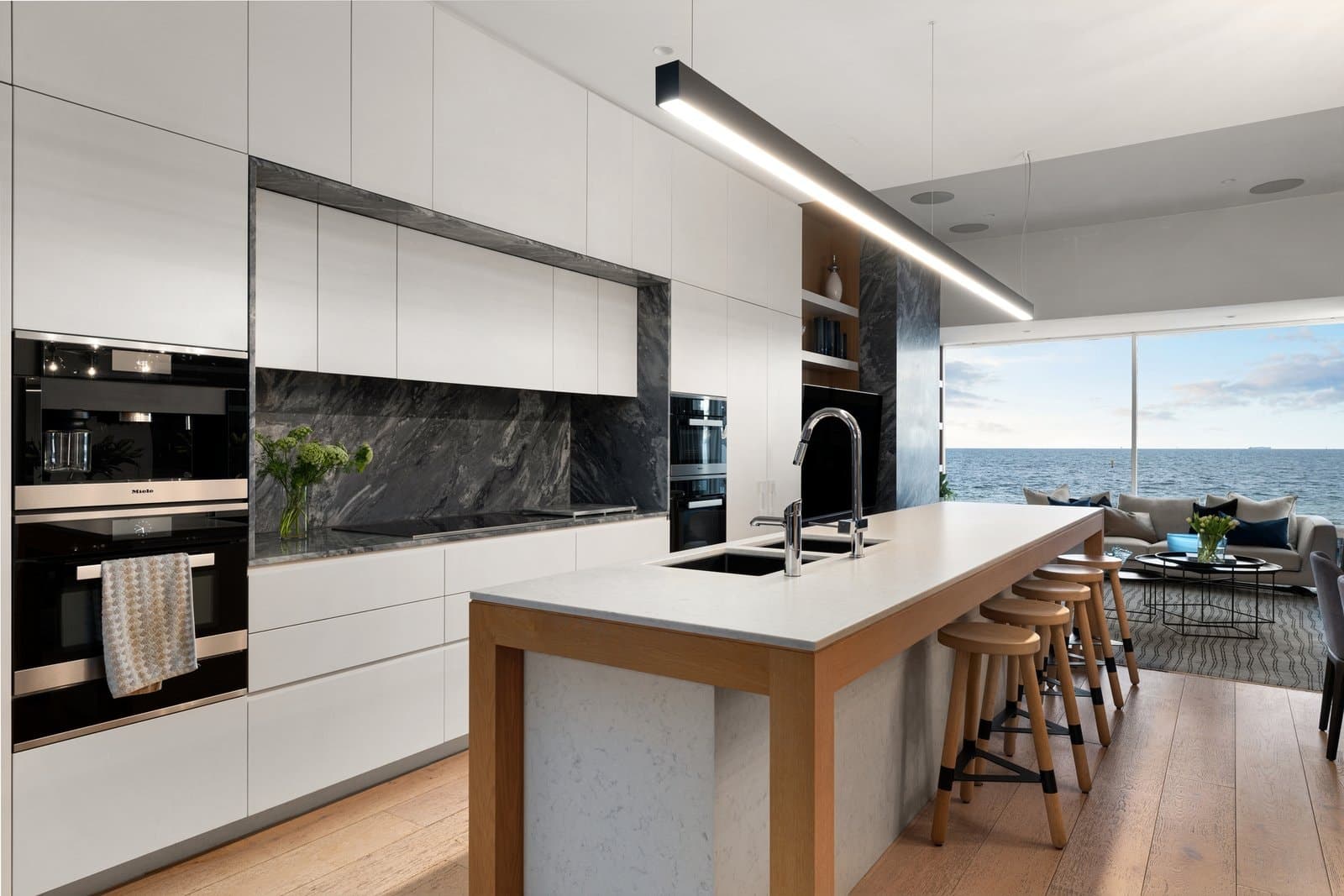 77 Beaconsfield Parade, Albert Park - Thumbnail 6