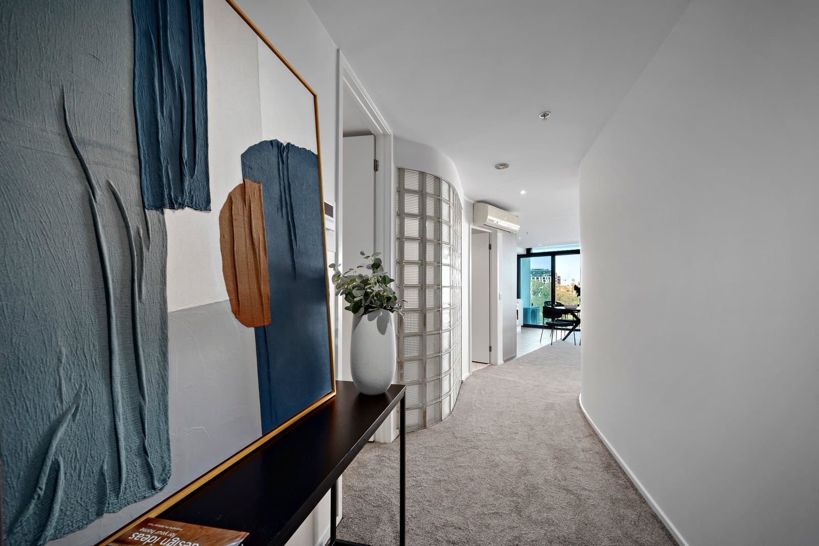 605/83 Queens Road, Melbourne - Thumbnail 3
