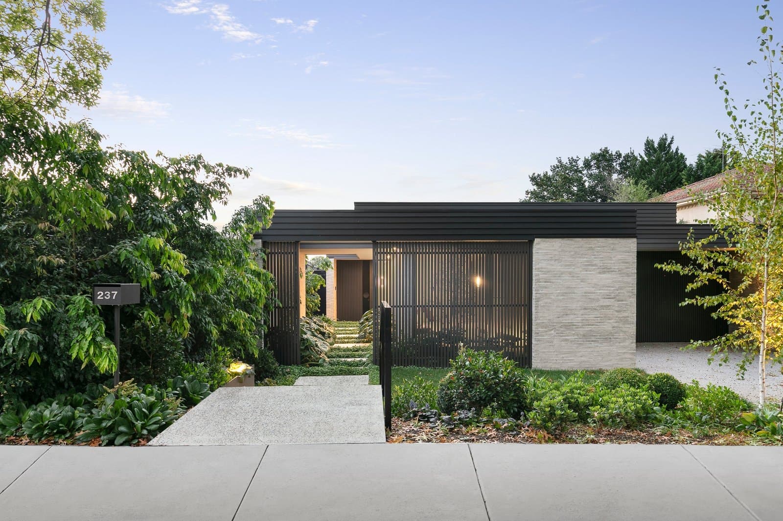 237 Highfield Road, Camberwell - Image 1