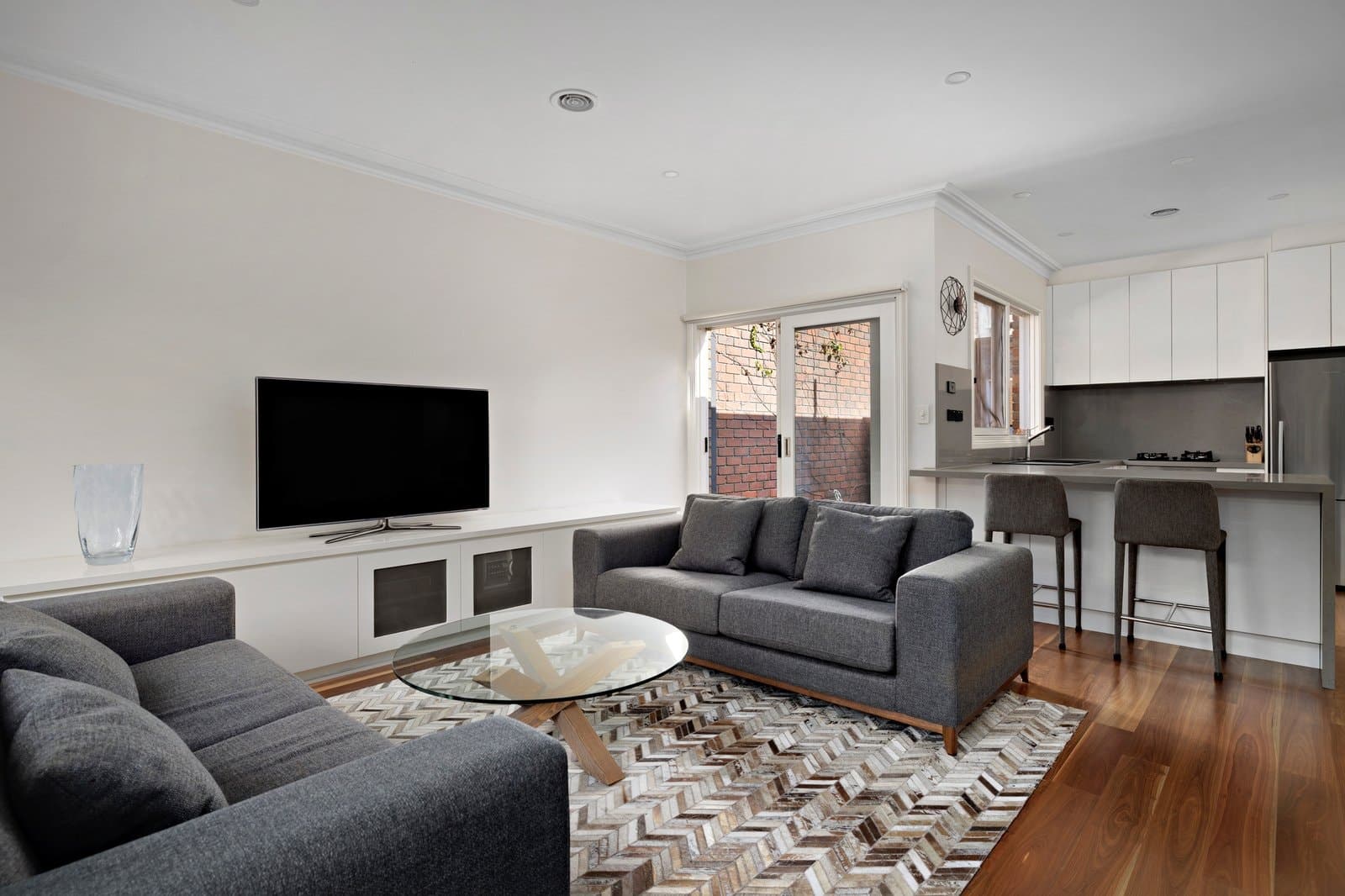 38 Garton Street, Port Melbourne - Thumbnail 3