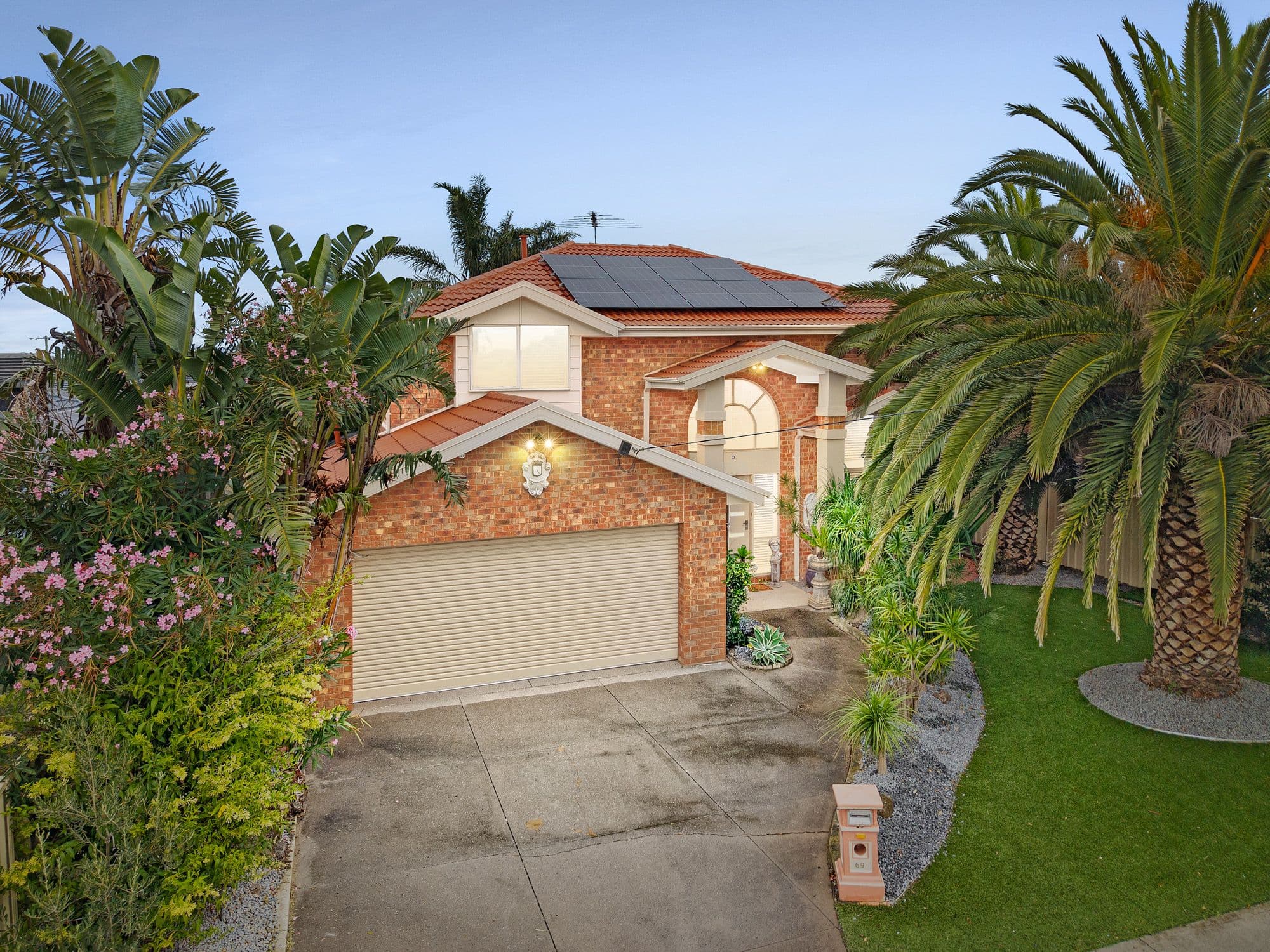 69 Greaves Street South, Werribee VIC 3030, Werribee - Thumbnail 2