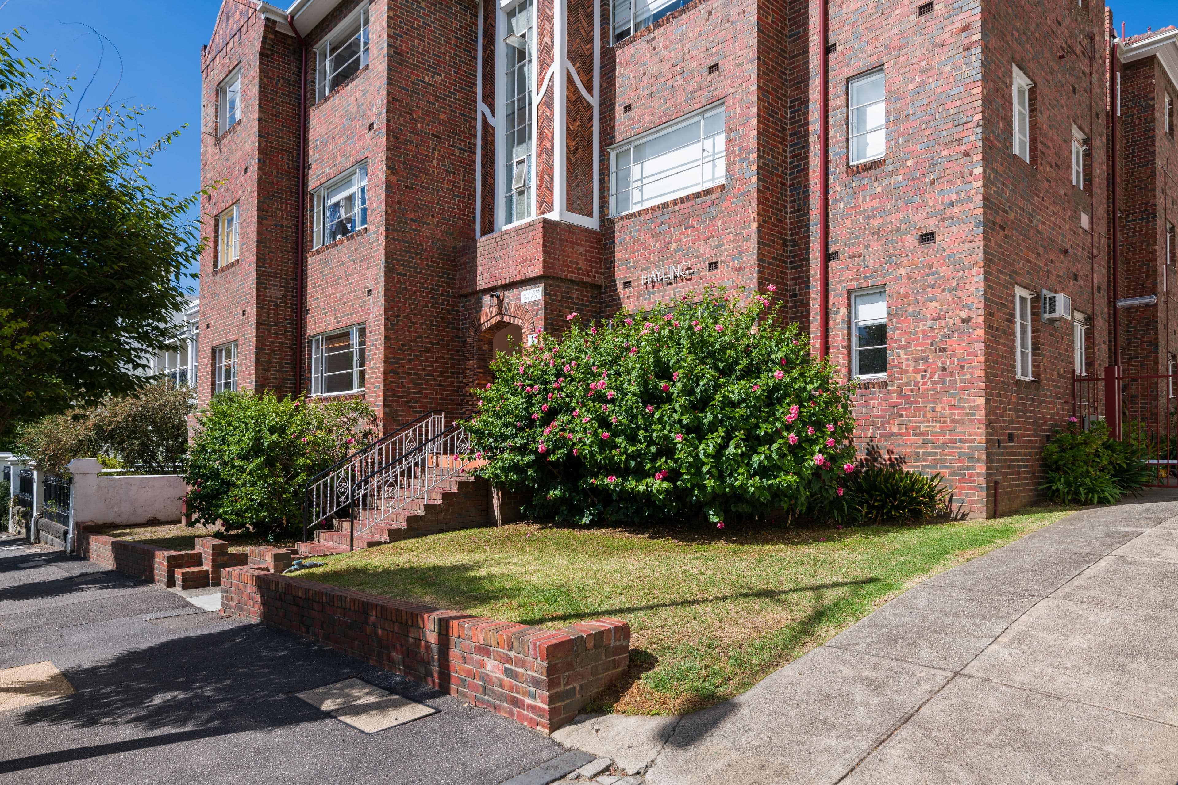 12/129 Grey Street, East Melbourne VIC 3002, East Melbourne - Thumbnail 3
