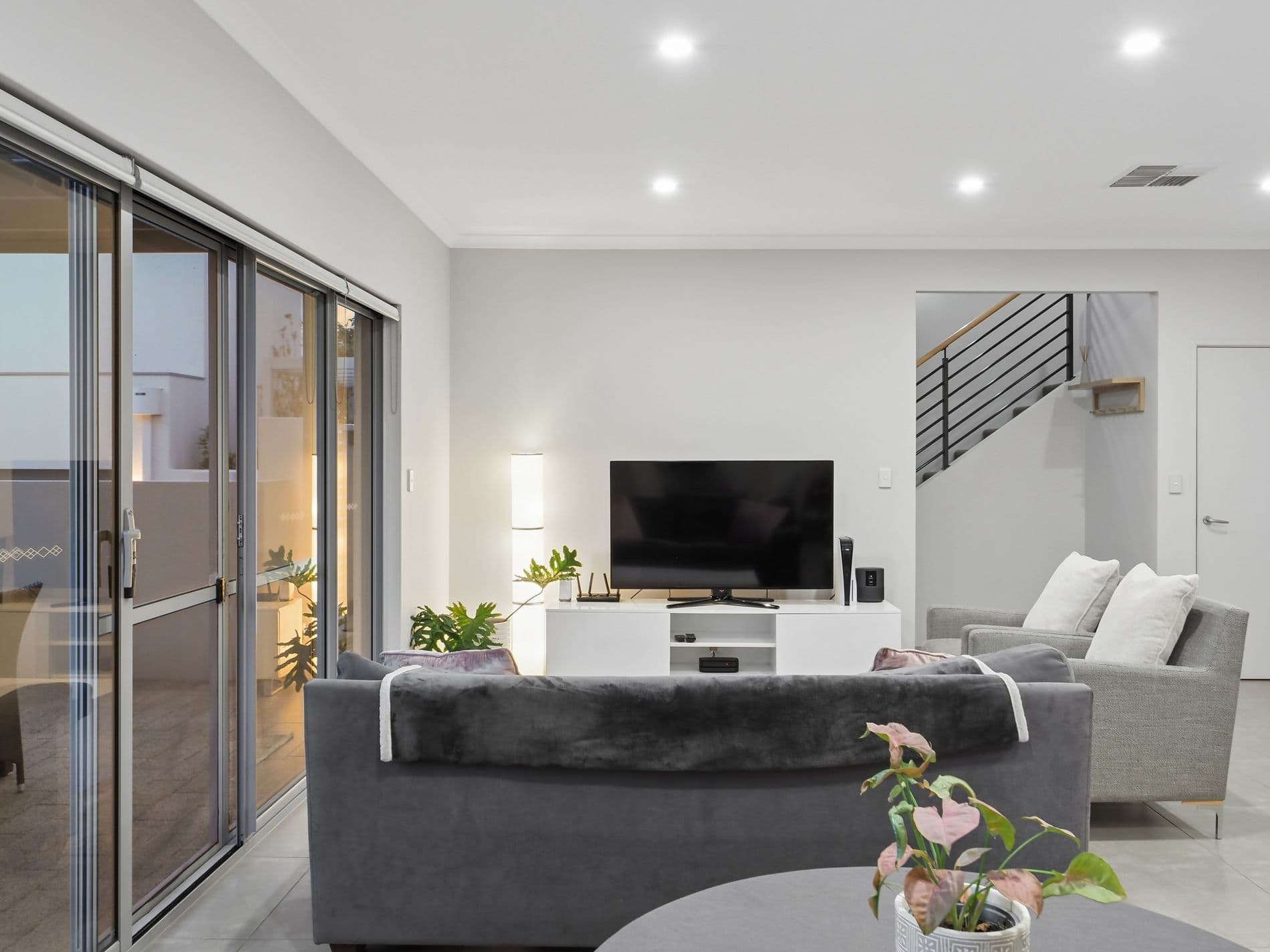 406C Canning Highway, Como, WA, 6152, Como - Image 1