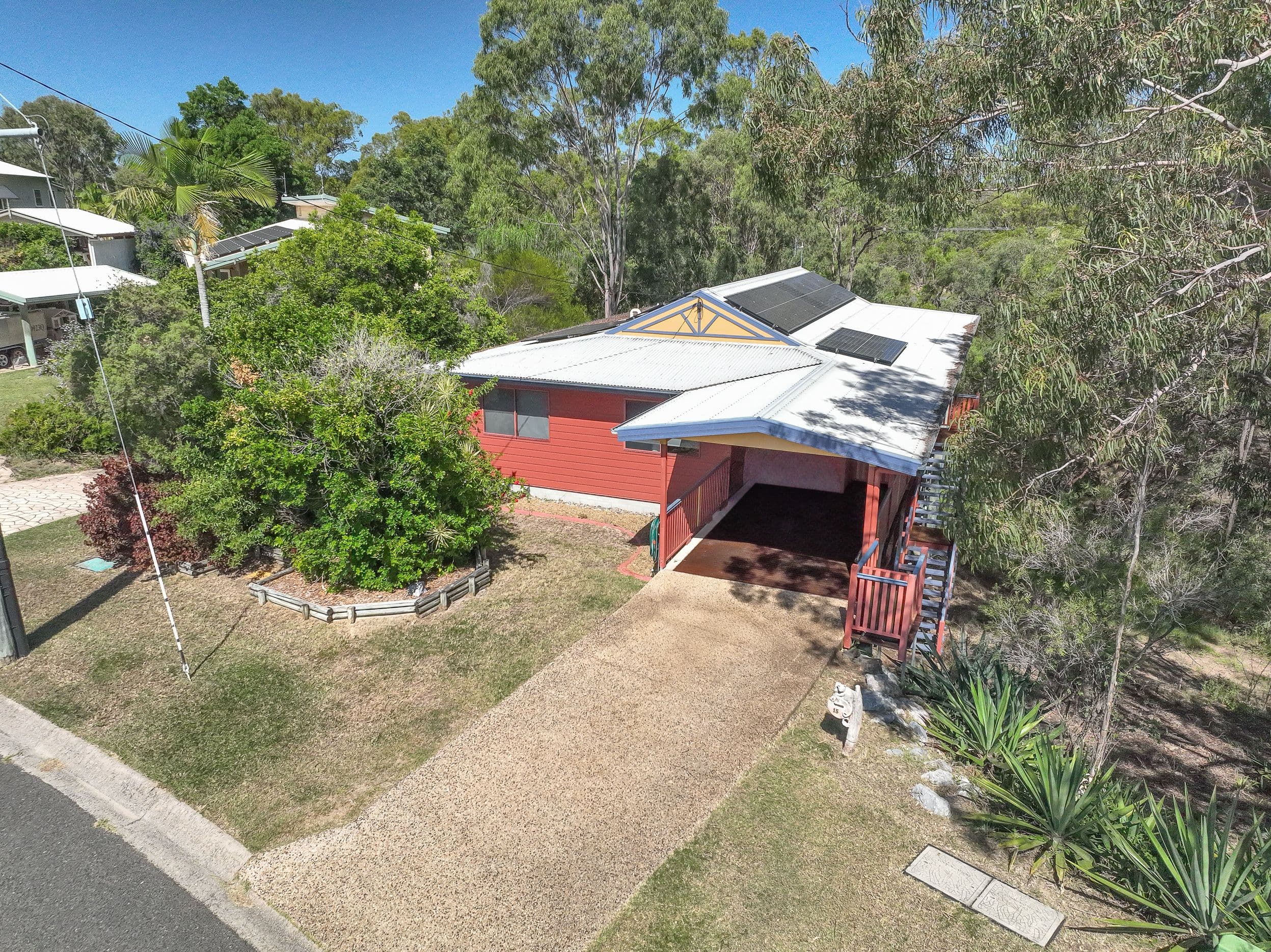15 Fitzroy Avenue, Clinton QLD 4680, Clinton - Image 1