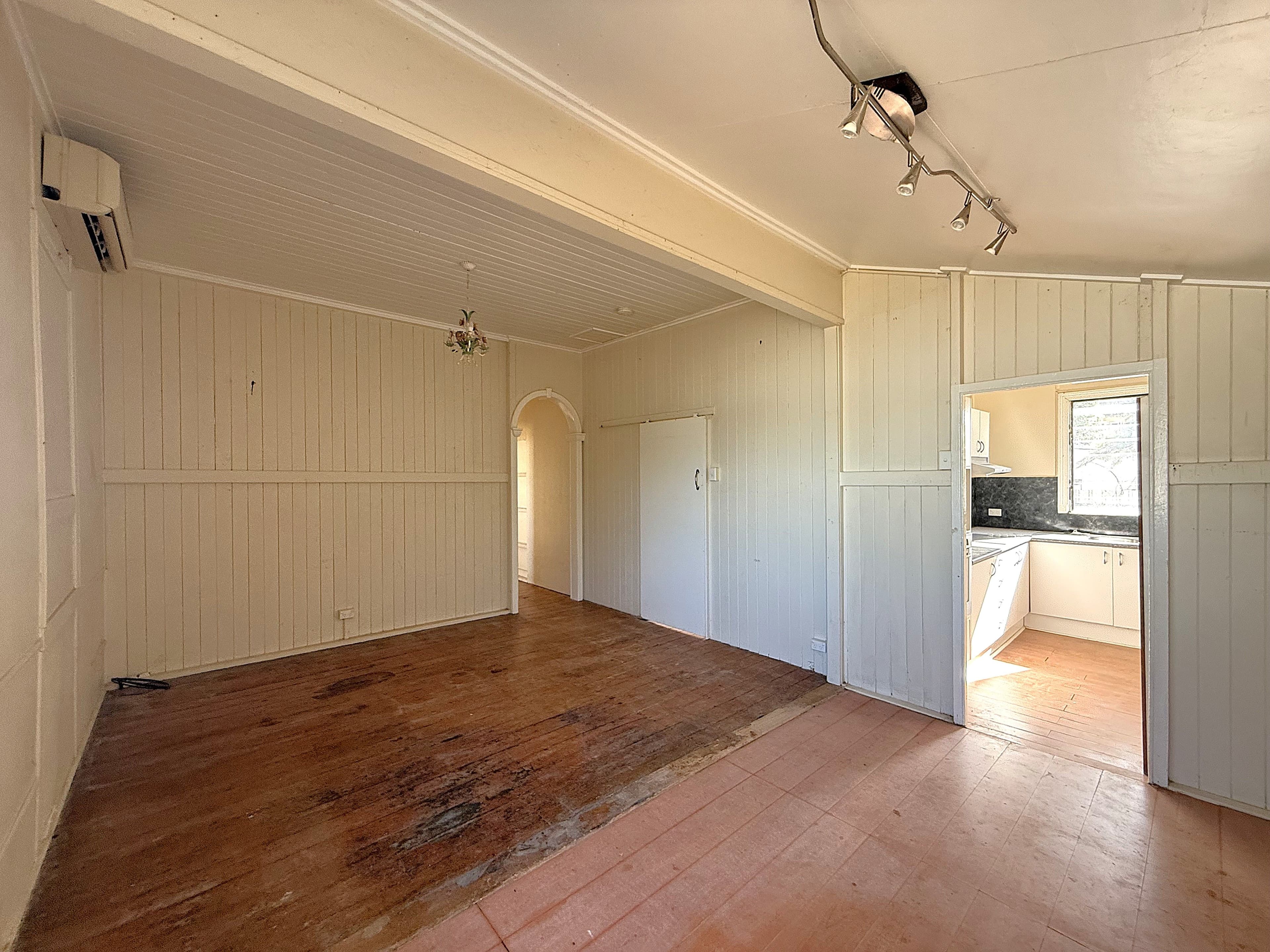 116 Cassowary Street, Longreach QLD 4730, Longreach - Thumbnail 6