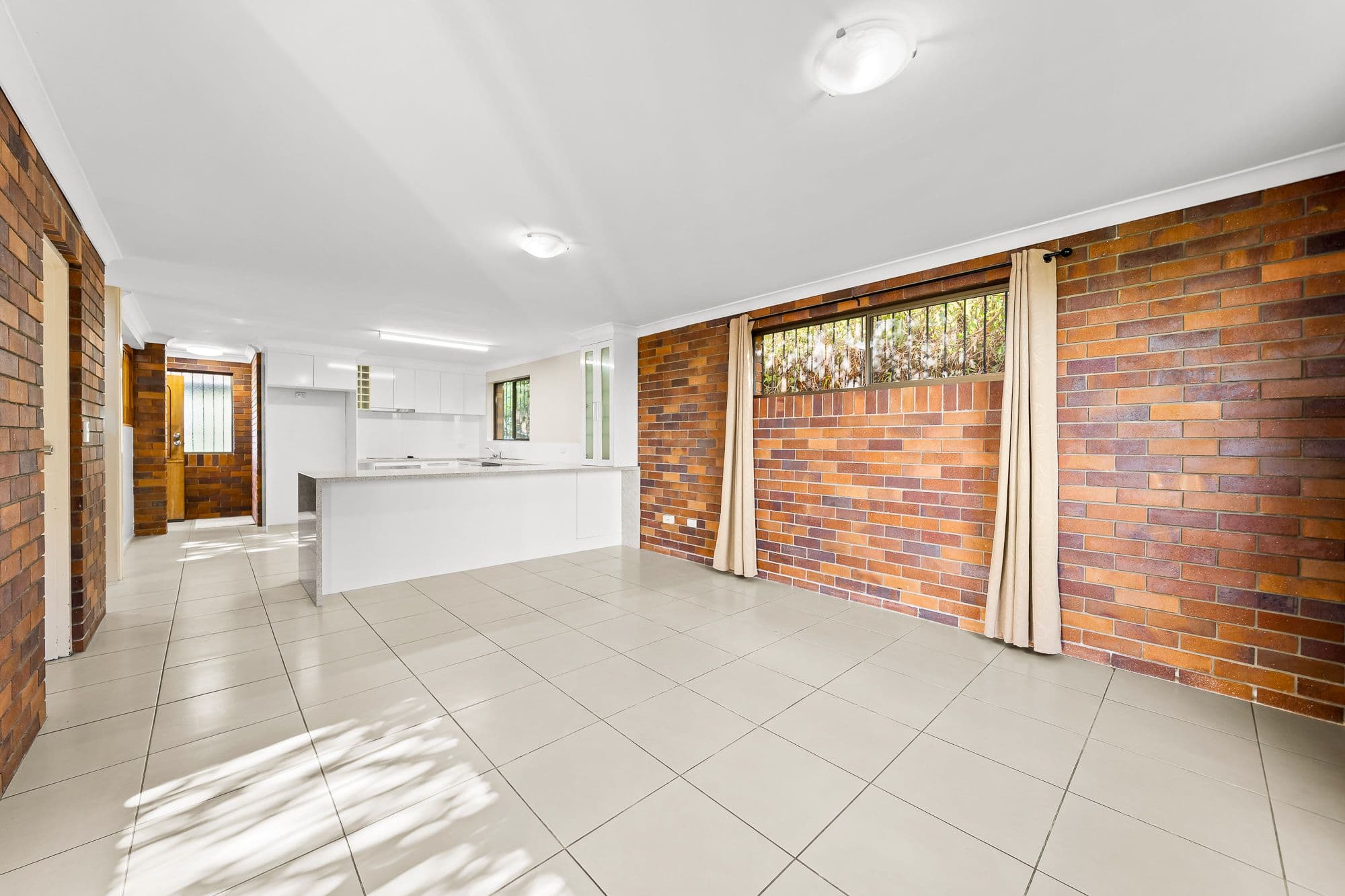 85 Dennis Road, Springwood QLD 4127, Springwood - Thumbnail 5