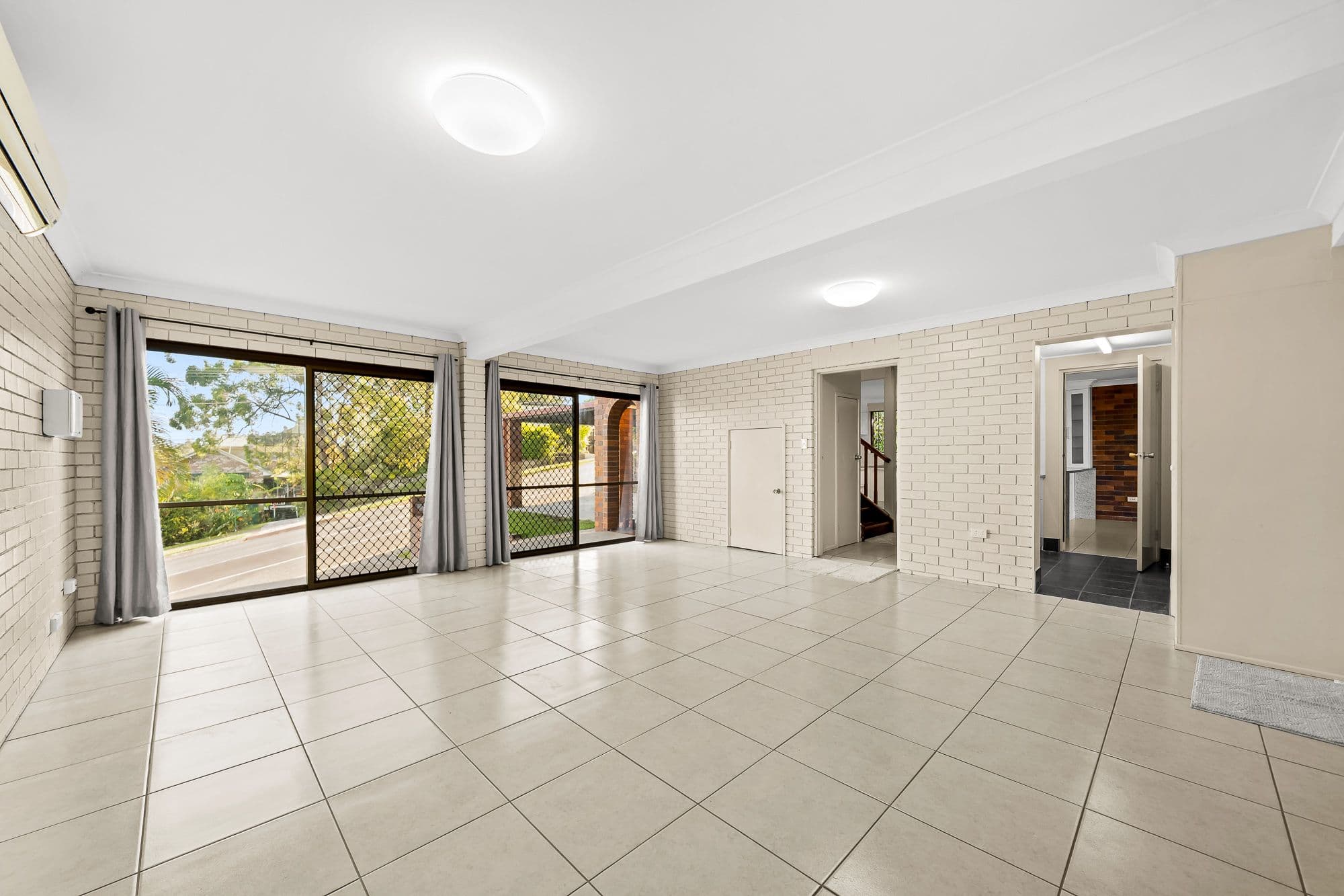 85 Dennis Road, Springwood QLD 4127, Springwood - Thumbnail 8