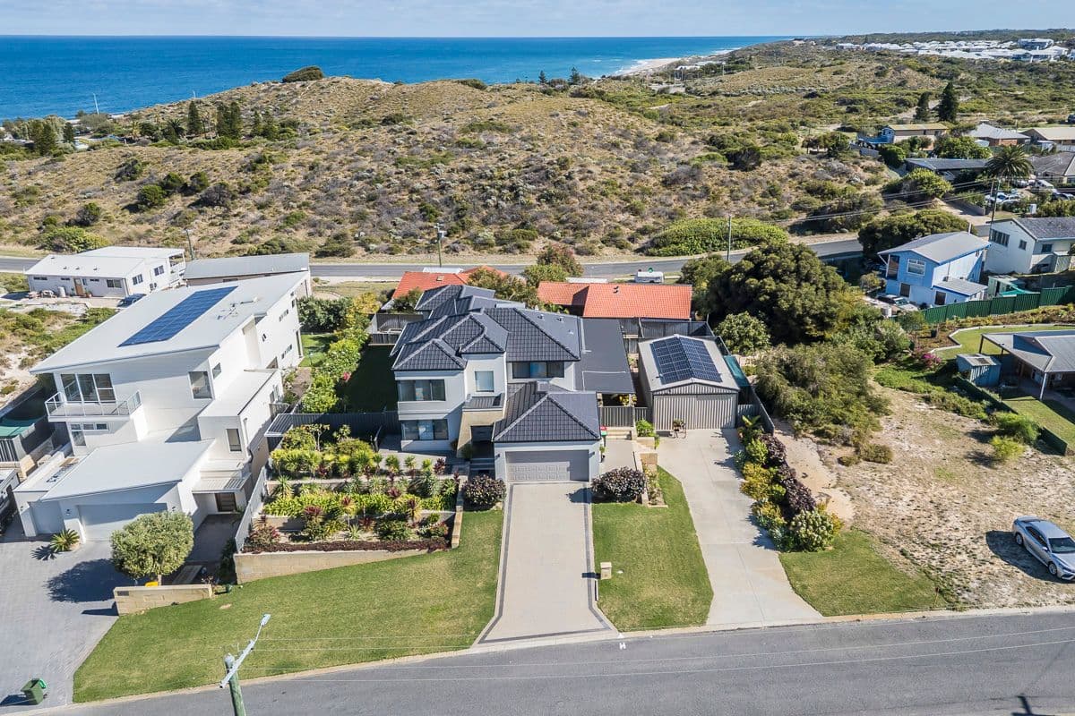 16 Hackney Way, Yanchep WA 6035, Yanchep - Image 1