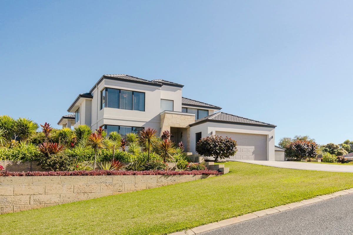 16 Hackney Way, Yanchep WA 6035, Yanchep - Thumbnail 3