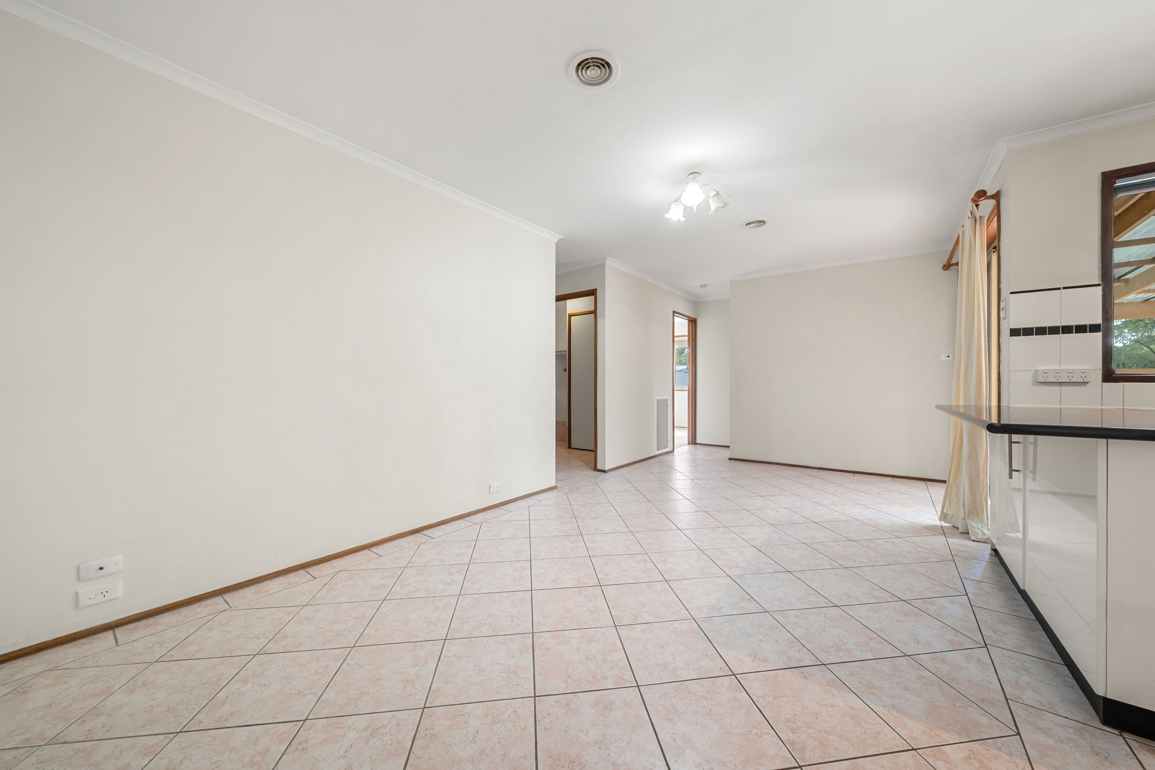 6 Kerkeri Close, Isabella Plains ACT 2905, Isabella Plains - Thumbnail 8