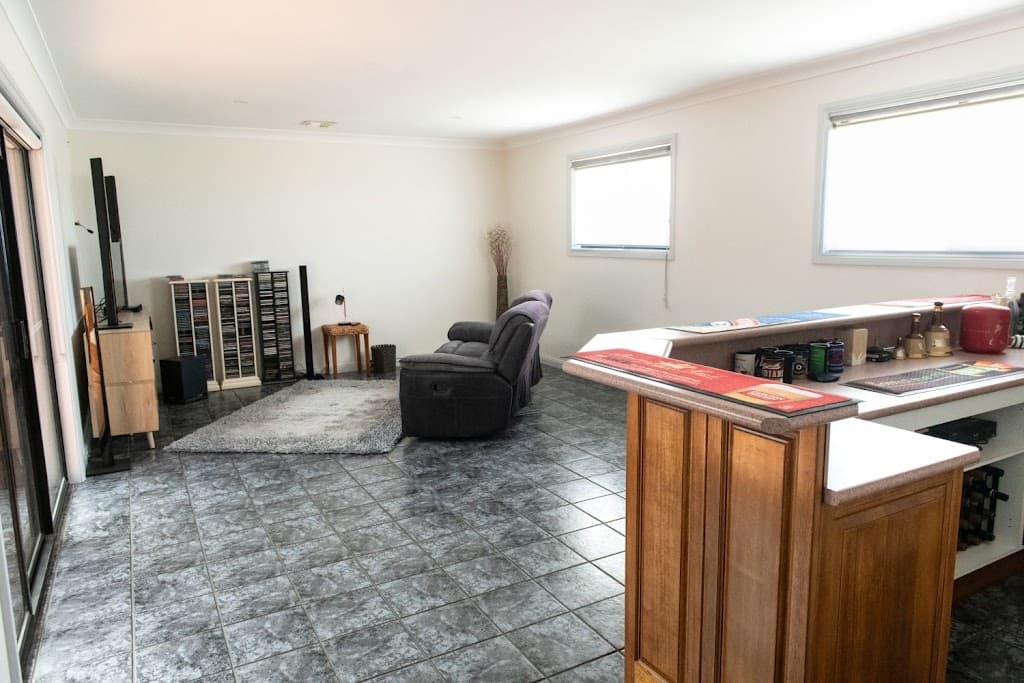 8 Hill Crescent, Mount Gambier, SA, 5290, Mount Gambier - Thumbnail 5