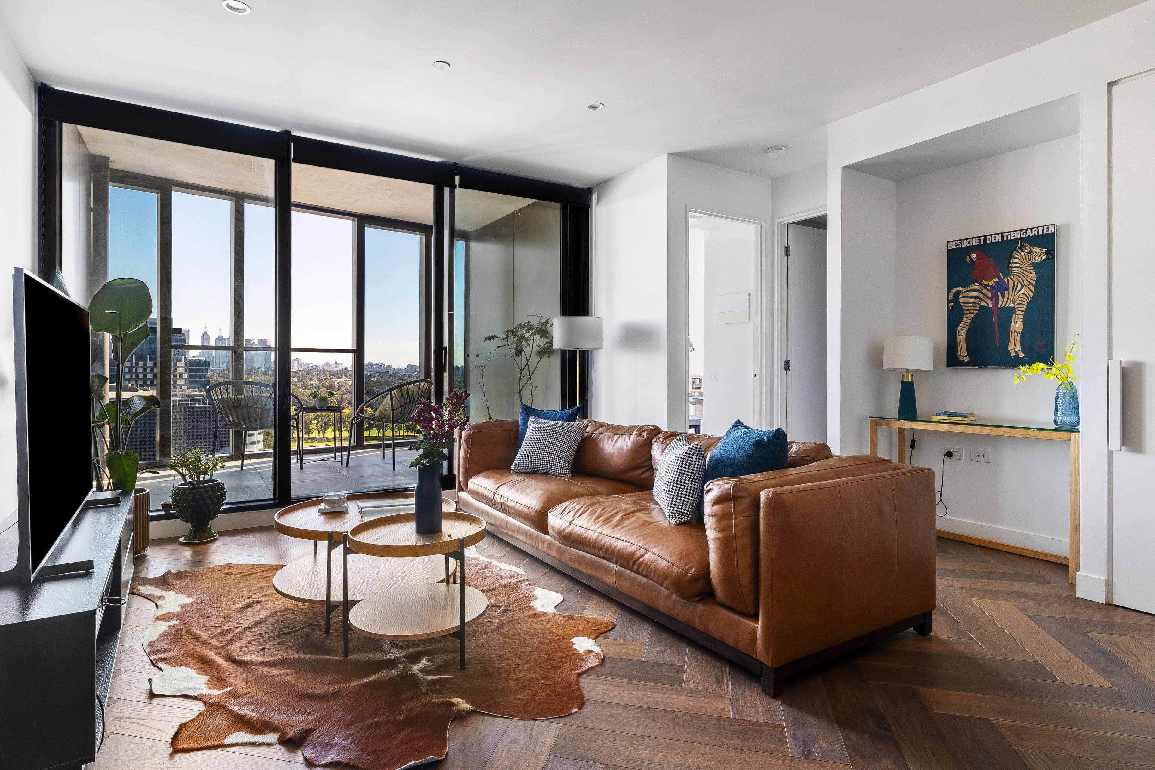 1323/555 St Kilda Road, Melbourne VIC 3004, Melbourne - Thumbnail 2