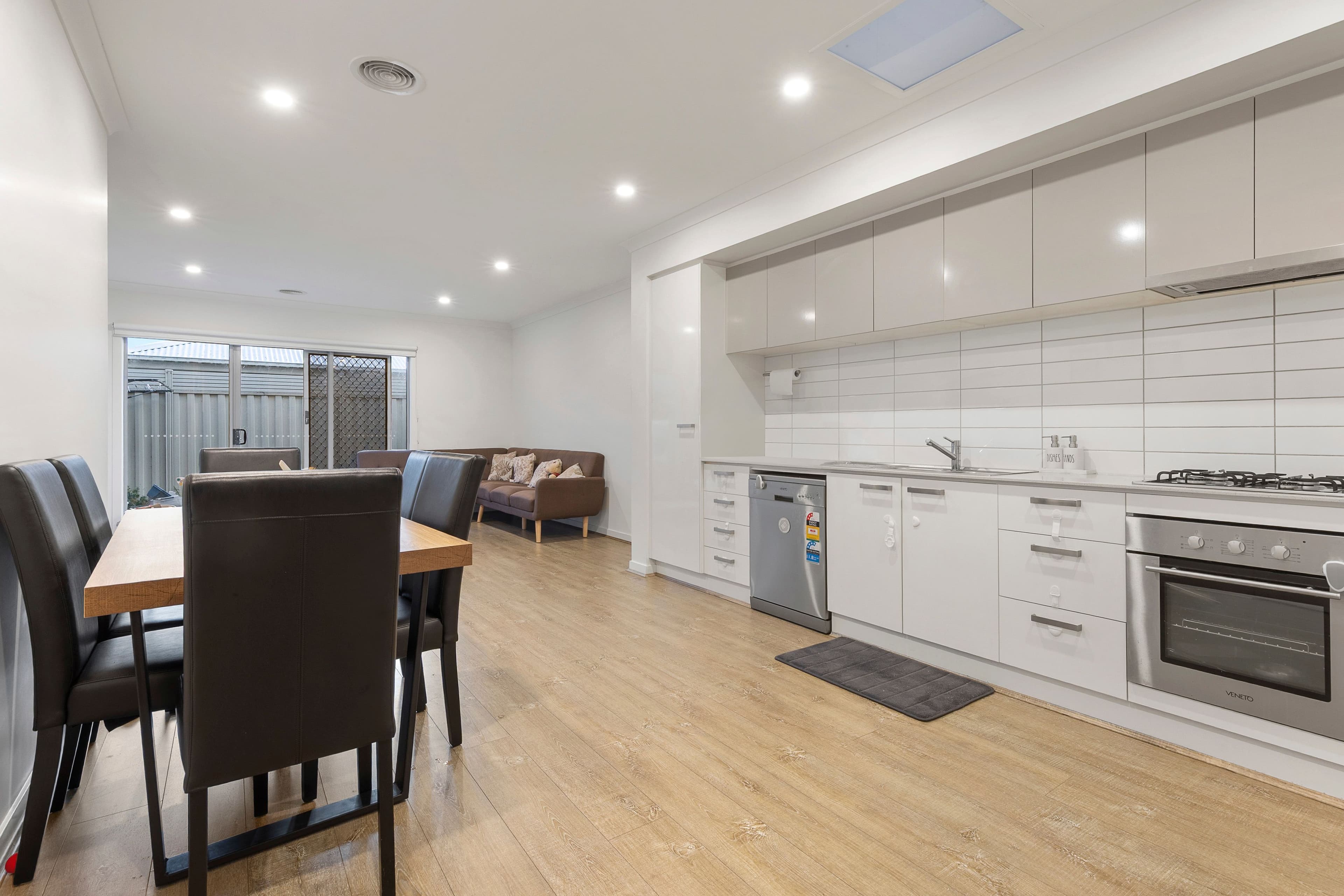 40 Merlin Street, Craigieburn VIC 3064, Craigieburn - Thumbnail 3