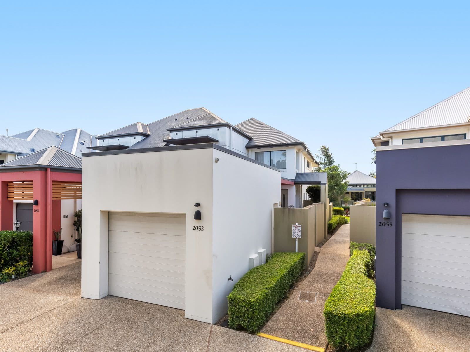 2052/1 The Vistas Drive, Carrara QLD 4211, Carrara - Image 1