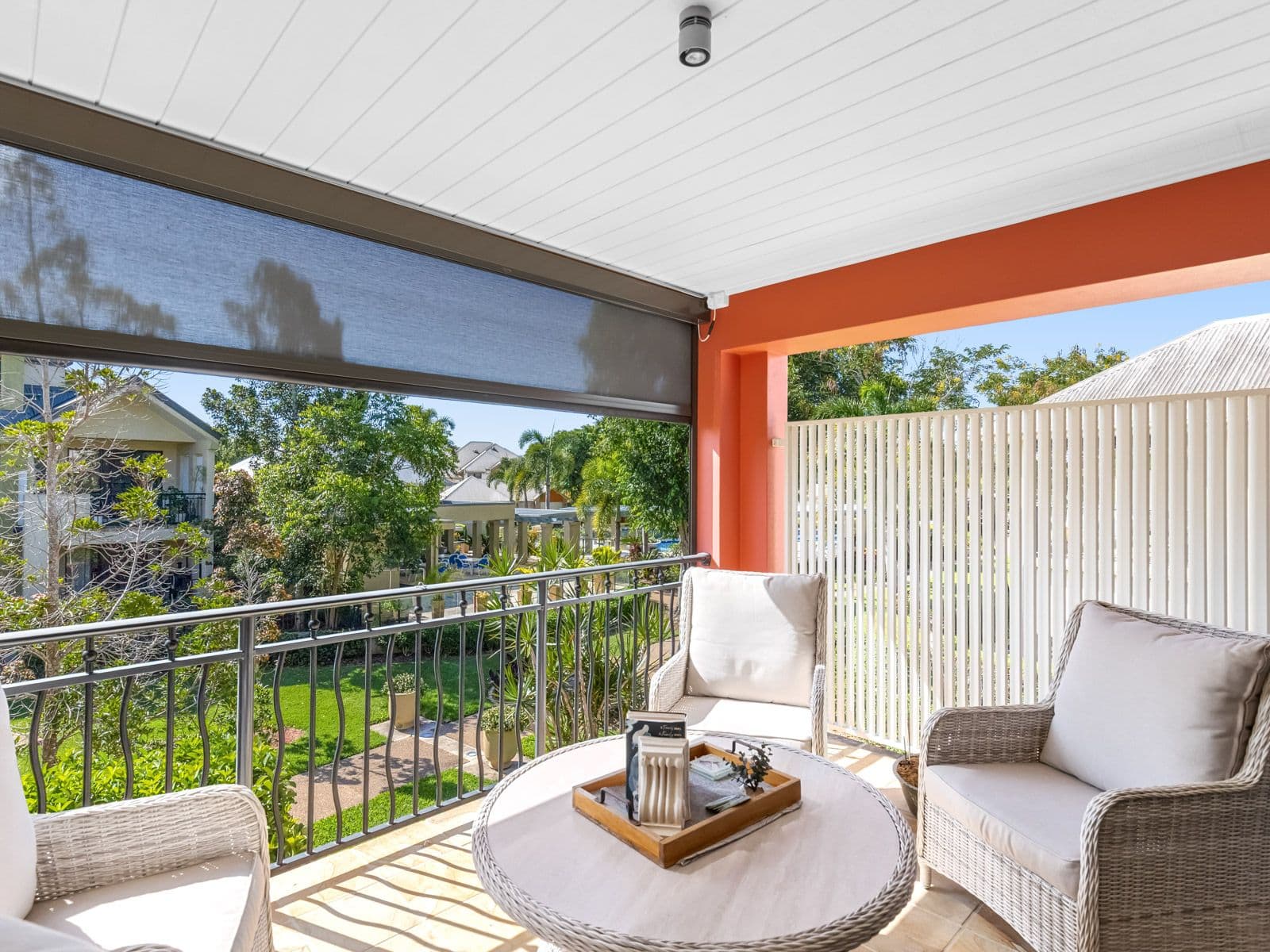 2052/1 The Vistas Drive, Carrara QLD 4211, Carrara - Thumbnail 4