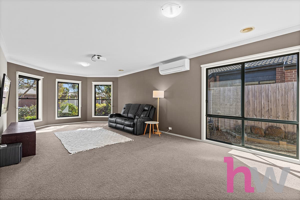 18 Newhaven Avenue, ST ALBANS PARK VIC 3219, St Albans Park - Thumbnail 3