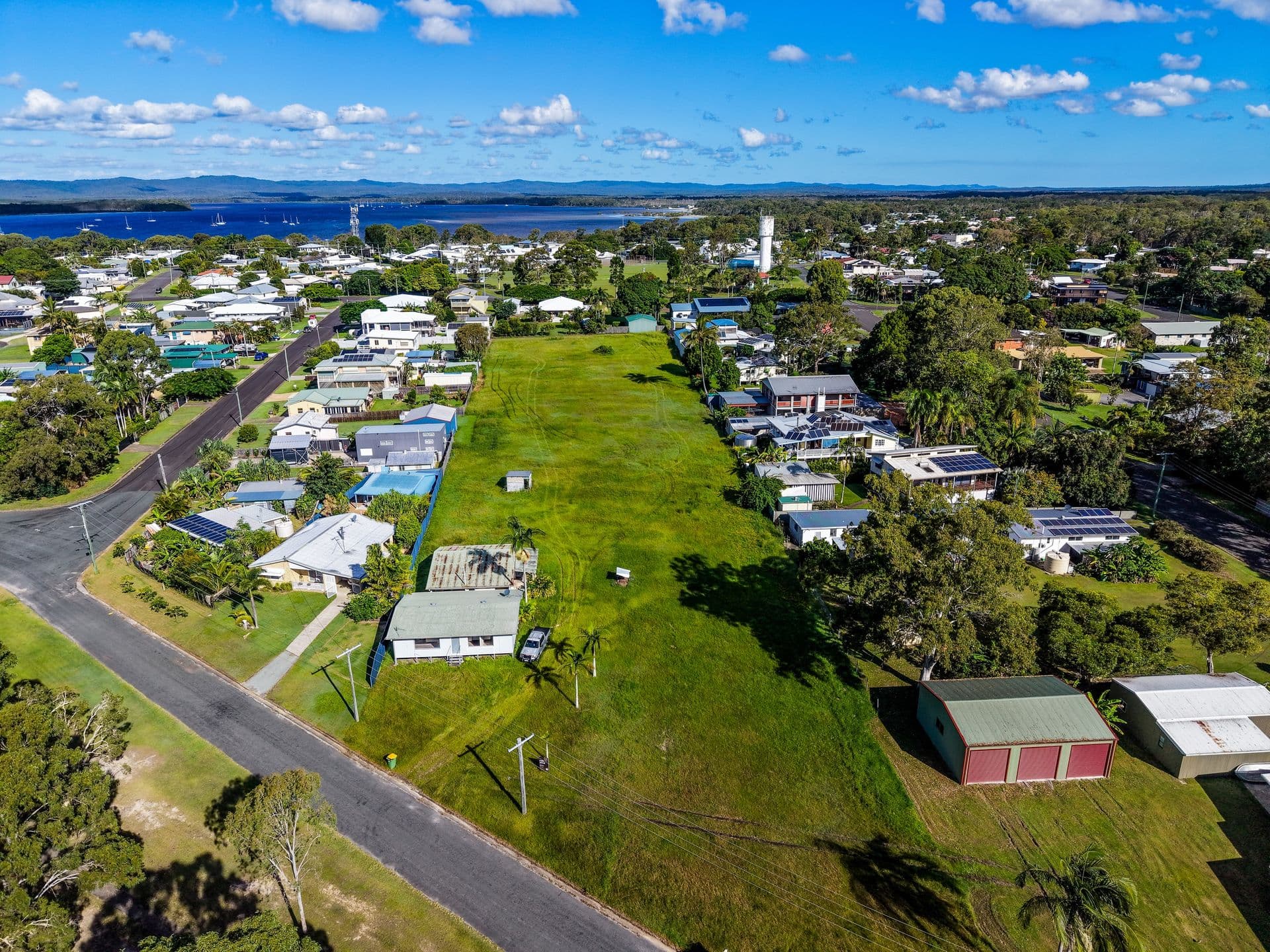 24-26 Oyster Parade, Tin Can Bay, QLD, 4580, Tin Can Bay - Thumbnail 3