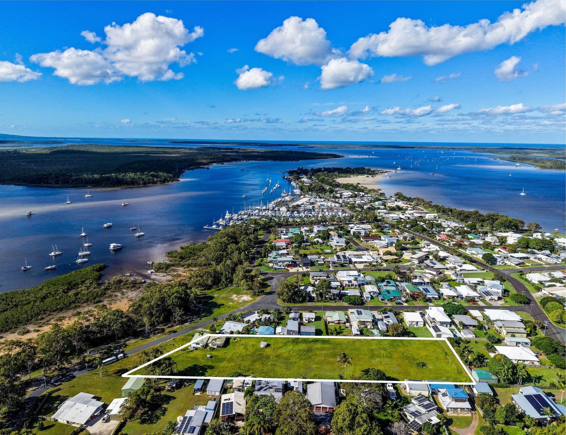 24-26 Oyster Parade, Tin Can Bay, QLD, 4580, Tin Can Bay - Thumbnail 4
